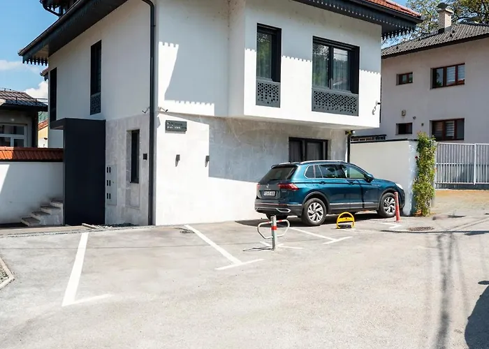 1bdr In The Heart Of Old Town Sarajevo